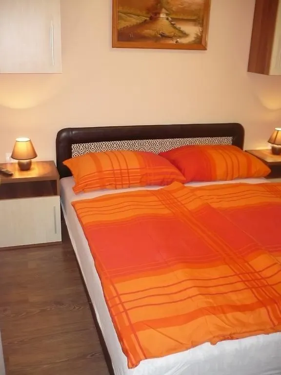 Eszter apartmanház Hajdúszoboszló Apartman
